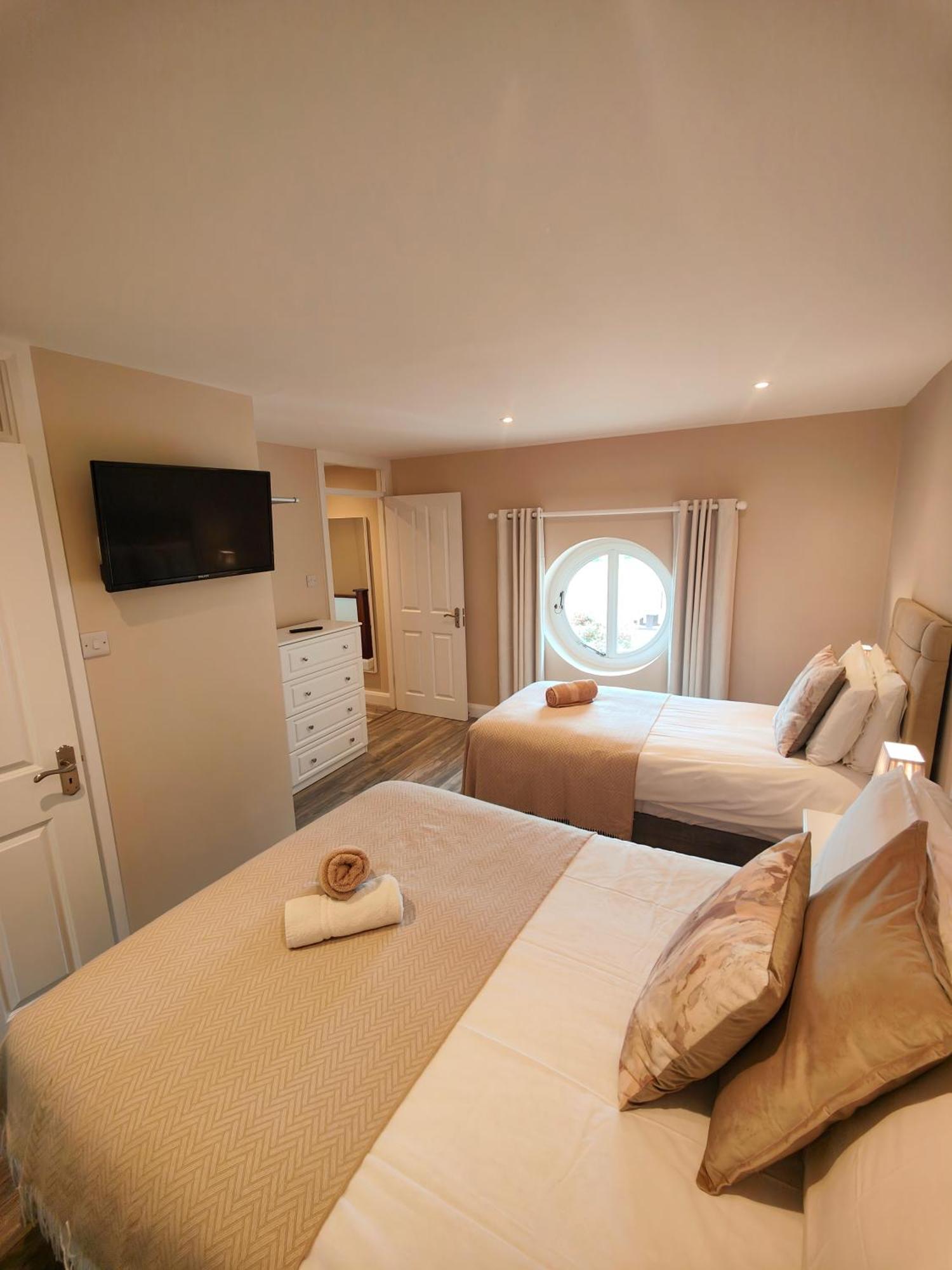 Moneylands Farm Self-Catering Apartments Arklow Extérieur photo
